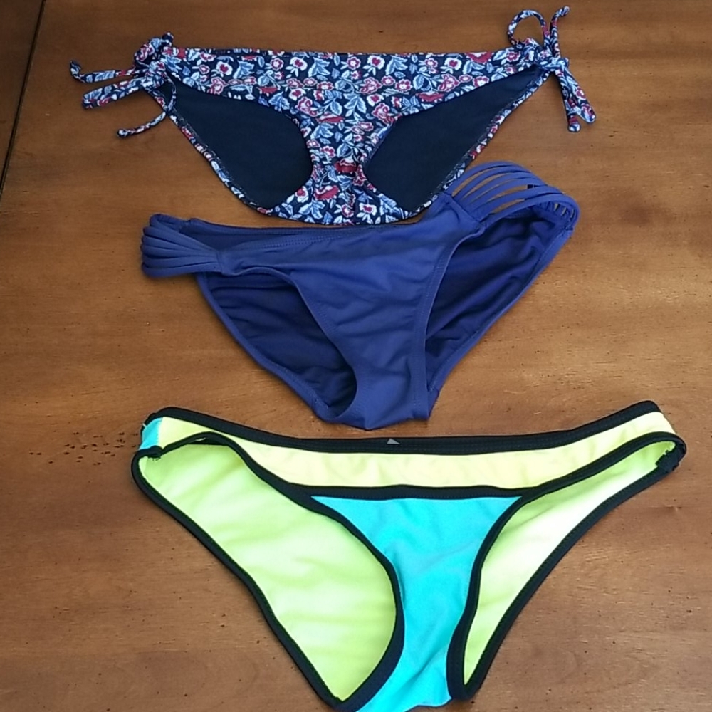 Bikini bottoms